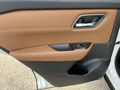 New 2026 Nissan Rogue Platinum AWD/4WD image 20