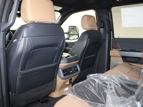 New 2026 Ford F250 Lariat w/ Chrome Package AWD/4WD image 27