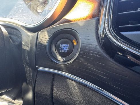 Used 2019 Jeep Grand Cherokee Summit image 24