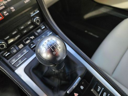 Used 2024 Porsche 718 Cayman image 20