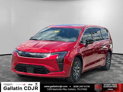 New 2027 Chrysler Pacifica Limited