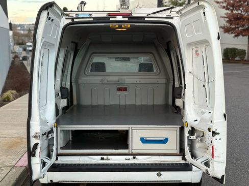 Used 2013 Ford Transit Connect XLT image 19