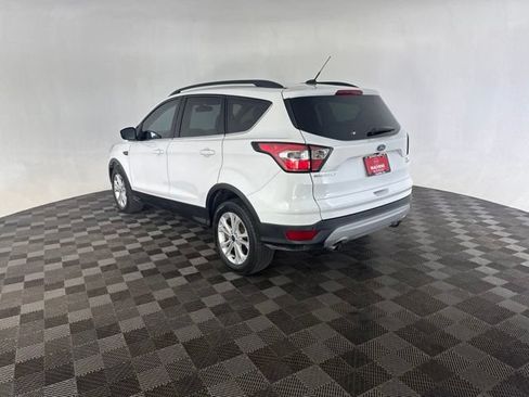 Used 2017 Ford Escape SE w/ SE Leather Comfort Package FWD image 7