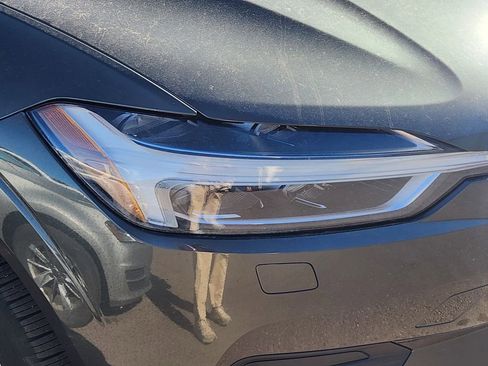 Used 2019 Volvo XC60 T6 Momentum w/ Advanced Package image 7