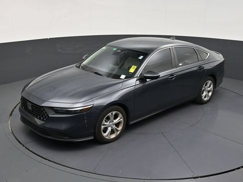 Used 2024 Honda Accord LX image 12