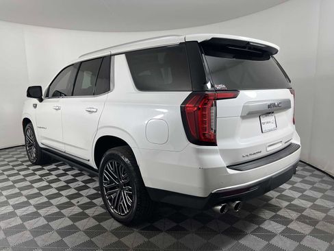 Used 2021 GMC Yukon Denali w/ Denali Premium Package RWD image 16