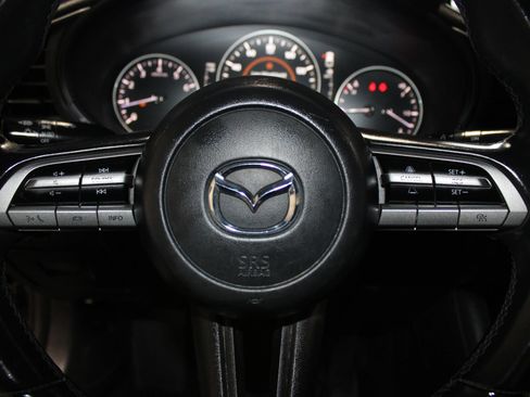 Used 2021 MAZDA MAZDA3 s FWD image 19
