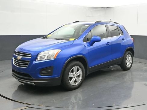 Used 2015 Chevrolet Trax LT w/ LT Plus Package AWD/4WD image 6