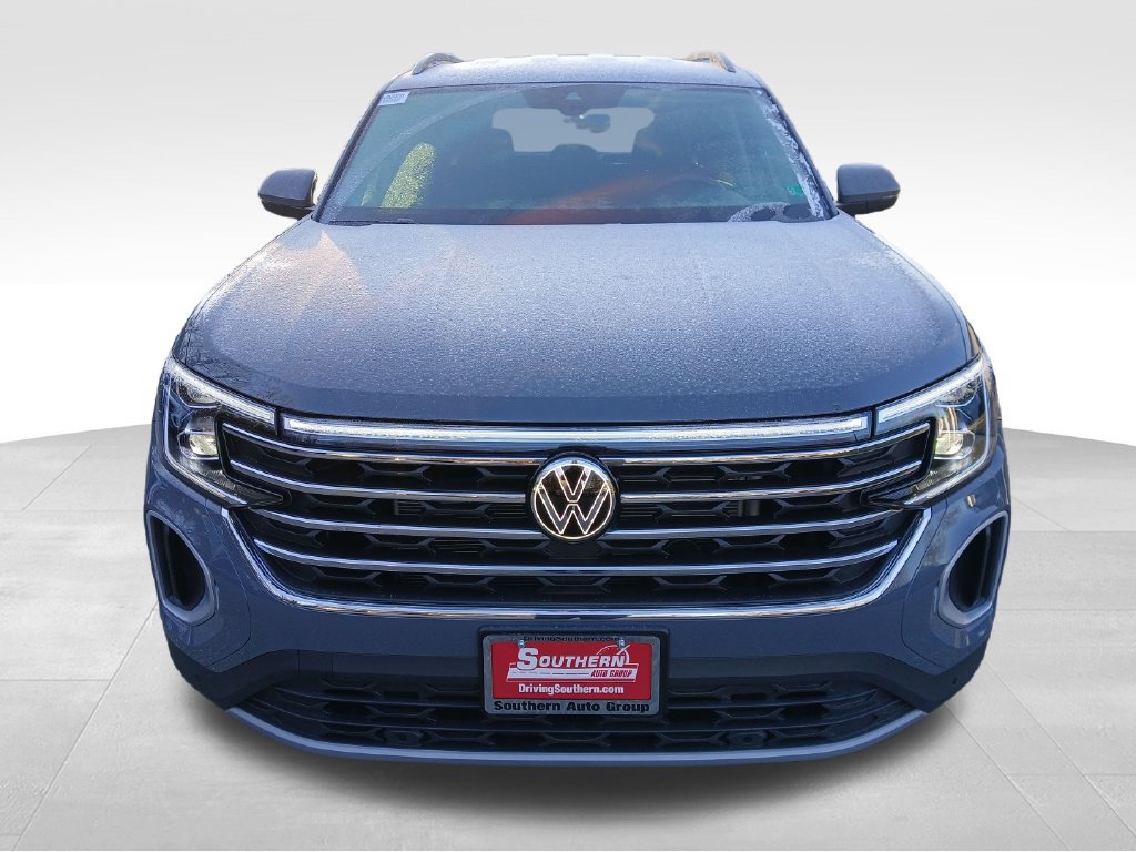 New 2025 Volkswagen Atlas SE FWD image 8
