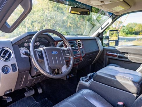 Used 2009 Ford F250 Lariat AWD/4WD image 19
