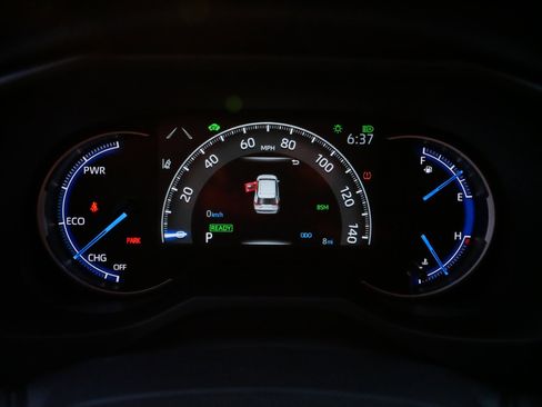 Certified 2025 Toyota RAV4 XLE image 21