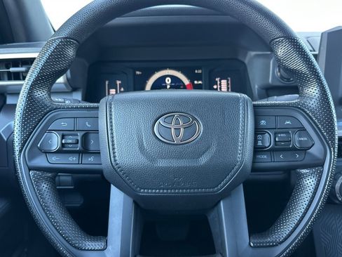 Certified 2025 Toyota Tacoma SR5 image 21