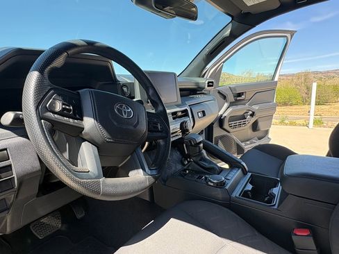 Used 2024 Toyota Tacoma SR AWD/4WD image 11