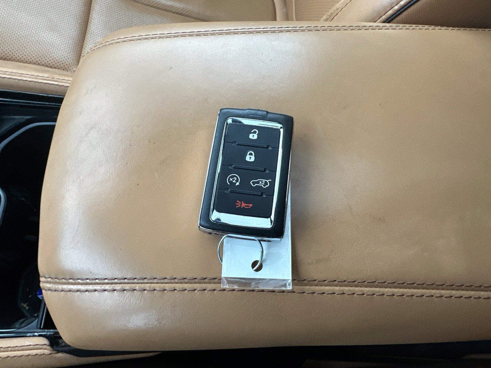 Used 2023 Jeep Grand Cherokee L Summit AWD/4WD image 7