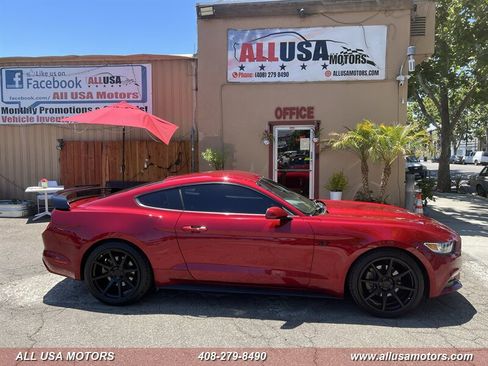 Used 2017 Ford Mustang Coupe RWD image 1