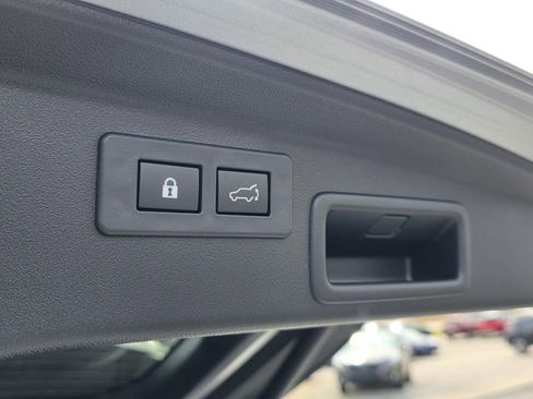 New 2026 Subaru Outback Limited image 16