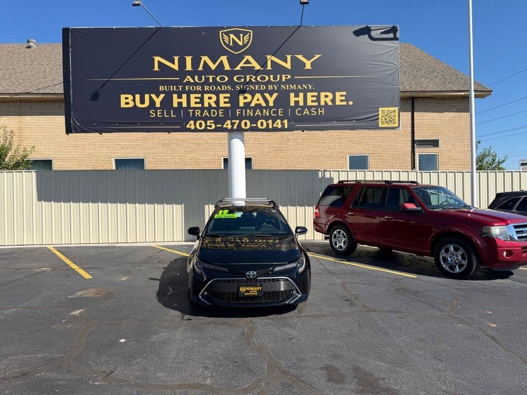 Used 2019 Toyota Corolla XSE FWD image 2