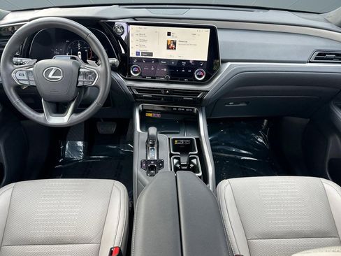 Used 2025 Lexus TX 350 FWD w/ Convenience Package image 14