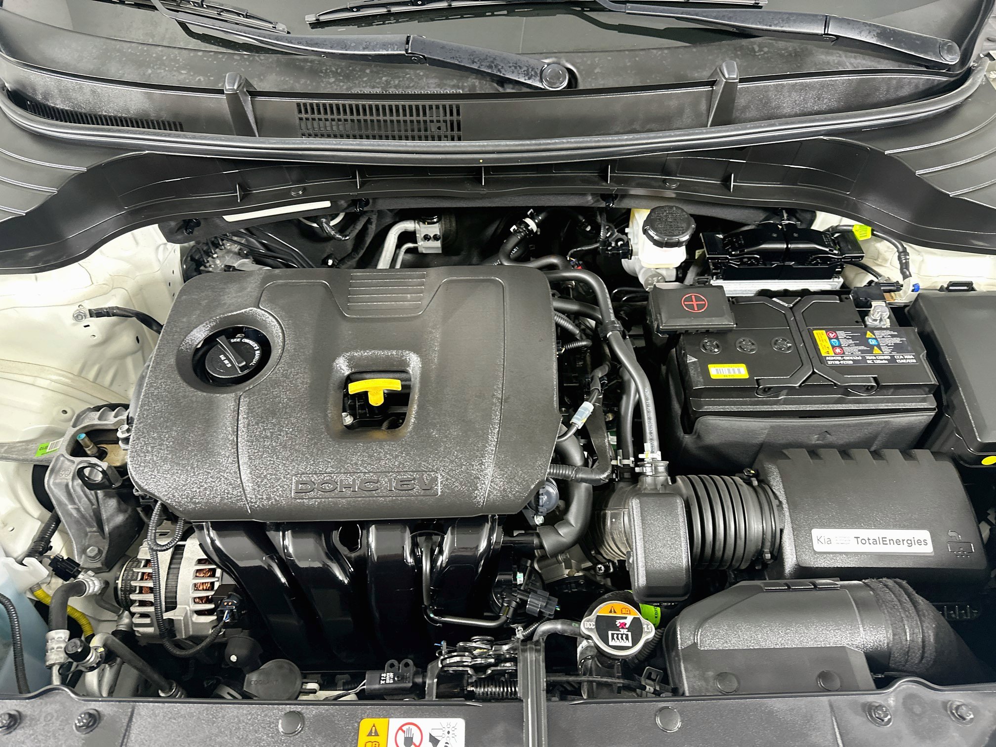 Used 2025 Kia Soul LX w/ LX Technology Package FWD image 30