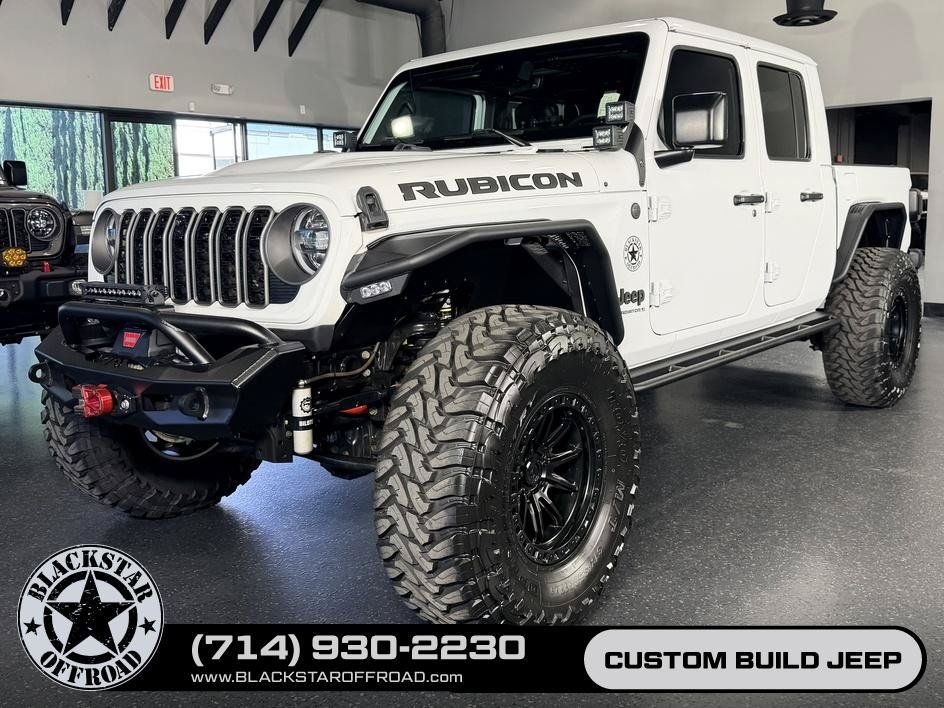 Used 2024 Jeep Gladiator Rubicon AWD/4WD image 8