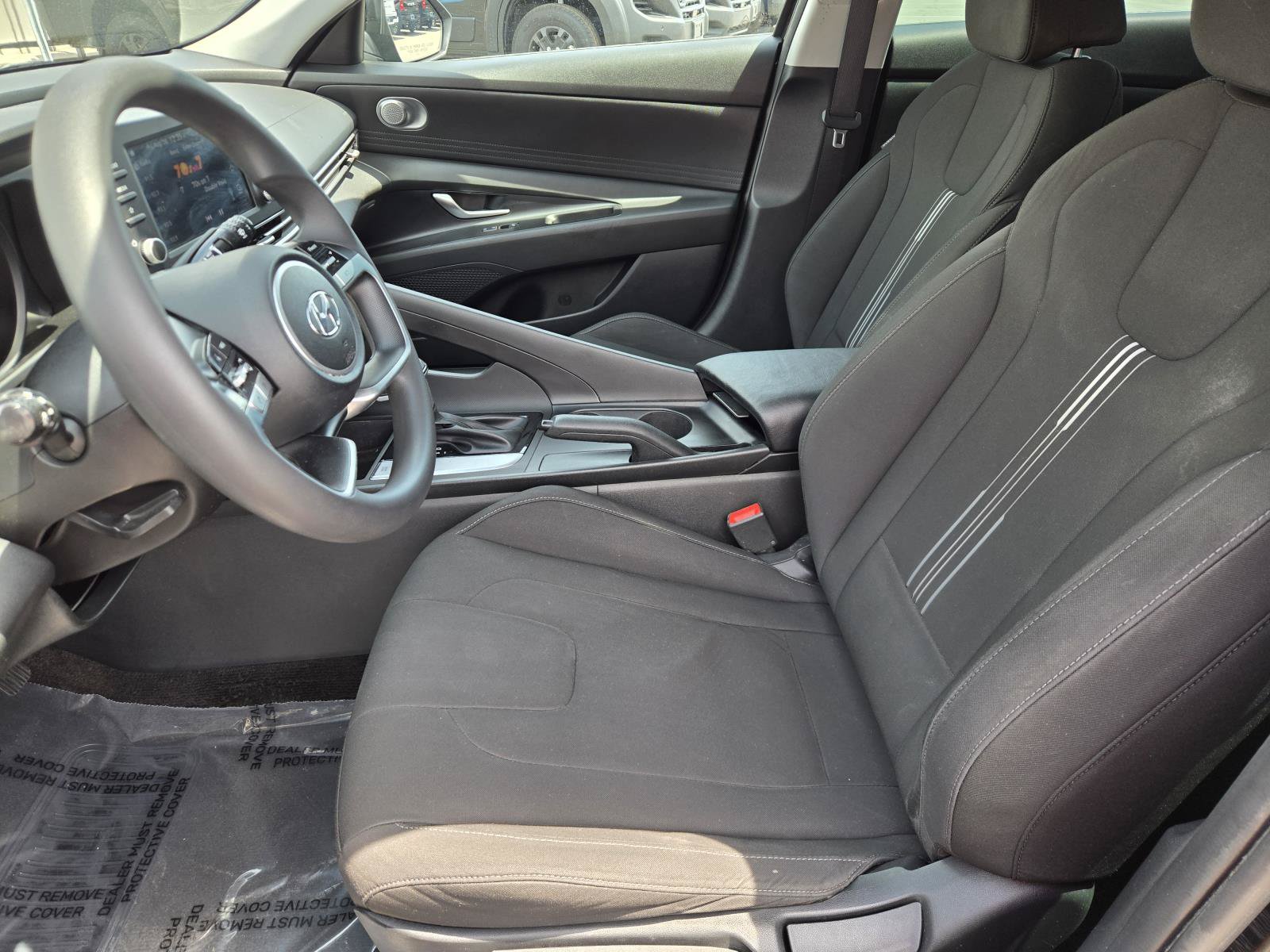 Used 2022 Hyundai Elantra SEL FWD image 21