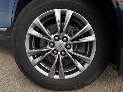 Used 2021 Cadillac XT5 Premium Luxury AWD/4WD image 11