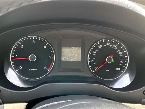 Used 2014 Volkswagen Jetta TDI FWD image 25