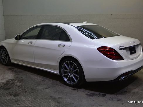 Used 2020 Mercedes-Benz S 560 Sedan image 4