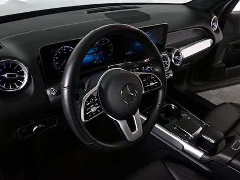 Certified 2021 Mercedes-Benz GLB 250 image 6