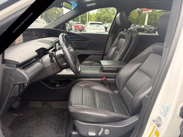 Certified 2024 Lincoln Nautilus Reserve w/ Equipment Group 202A AWD/4WD image 12