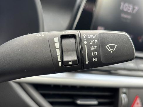 Certified 2024 Kia Forte LXS image 27