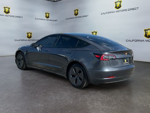 Used 2023 Tesla Model 3 Standard Range RWD image 3