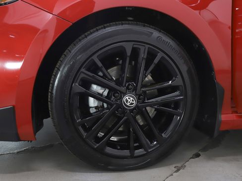 Used 2025 Toyota Camry SE w/ Multimedia Upgrade Package image 29