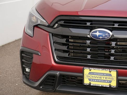 Used 2023 Subaru Ascent Onyx Edition image 9