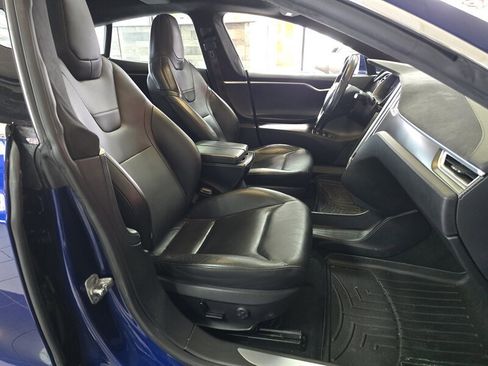 Used 2015 Tesla Model S 70D image 12