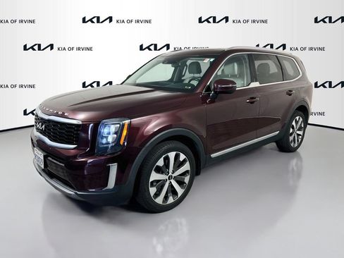 Certified 2022 Kia Telluride EX w/ EX Premium Package FWD image 4