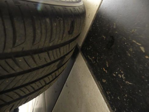 Used 2025 Honda Accord SE image 32