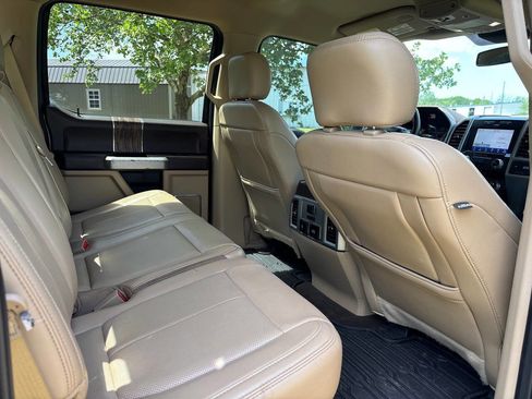 Used 2019 Ford F150 Lariat w/ Equipment Group 502A Luxury image 17