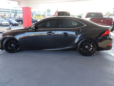 Used 2018 Lexus IS 300 w/ Accessory Package 2 image 11