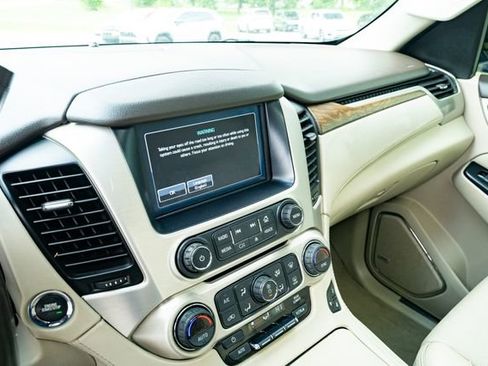 Used 2019 GMC Yukon Denali w/ Denali Ultimate Package AWD/4WD image 21