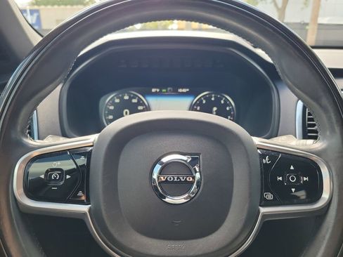 Used 2018 Volvo XC90 T5 Momentum w/ Convenience Package FWD image 25