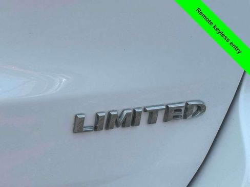 Used 2016 Jeep Grand Cherokee Limited AWD/4WD image 42