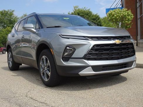 Used 2024 Chevrolet Blazer LT w/ Convenience Package FWD image 28