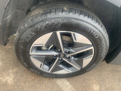 Certified 2025 Hyundai Tucson SEL image 34