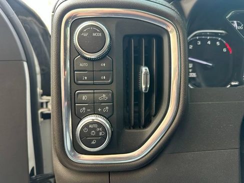 Used 2021 GMC Sierra 1500 SLT AWD/4WD image 26