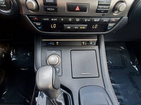 Used 2018 Lexus ES 350 w/ Premier Package FWD image 15