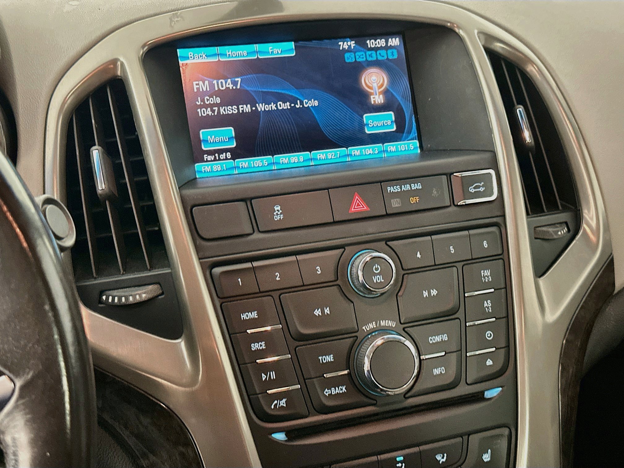 Used 2016 Buick Verano w/ Comfort Package FWD image 19