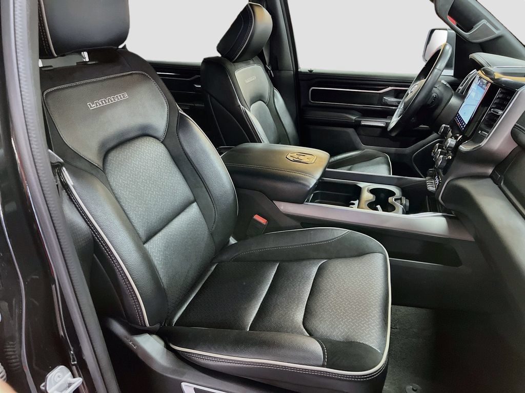 Used 2022 RAM 1500 Laramie w/ Sport Appearance Package AWD/4WD image 30