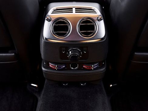Used 2018 Rolls-Royce Ghost RWD image 62