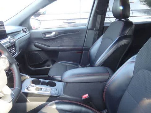 Used 2024 Ford Escape ST-Line FWD image 7